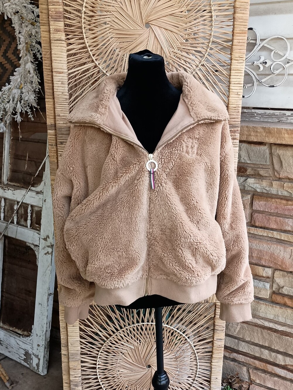 Tommy Hilfiger Cozy Faux Shearling Zip Jacket in Camel_L